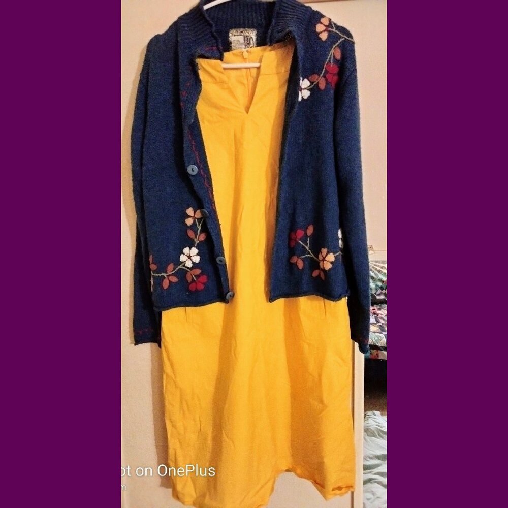 Yellow shift dress banana republic size 12 and vintage cardigan 2 piece outfit